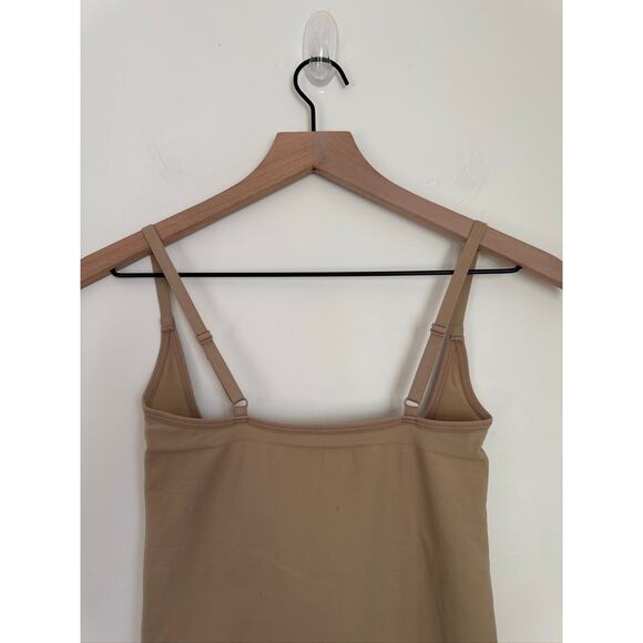 Skims Mid Thigh Bodysuit - Tan - Medium - Picture 8 of 9